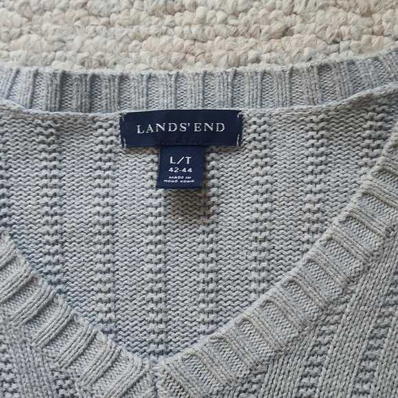 Lands end V neck sweater - Picture 2 of 2